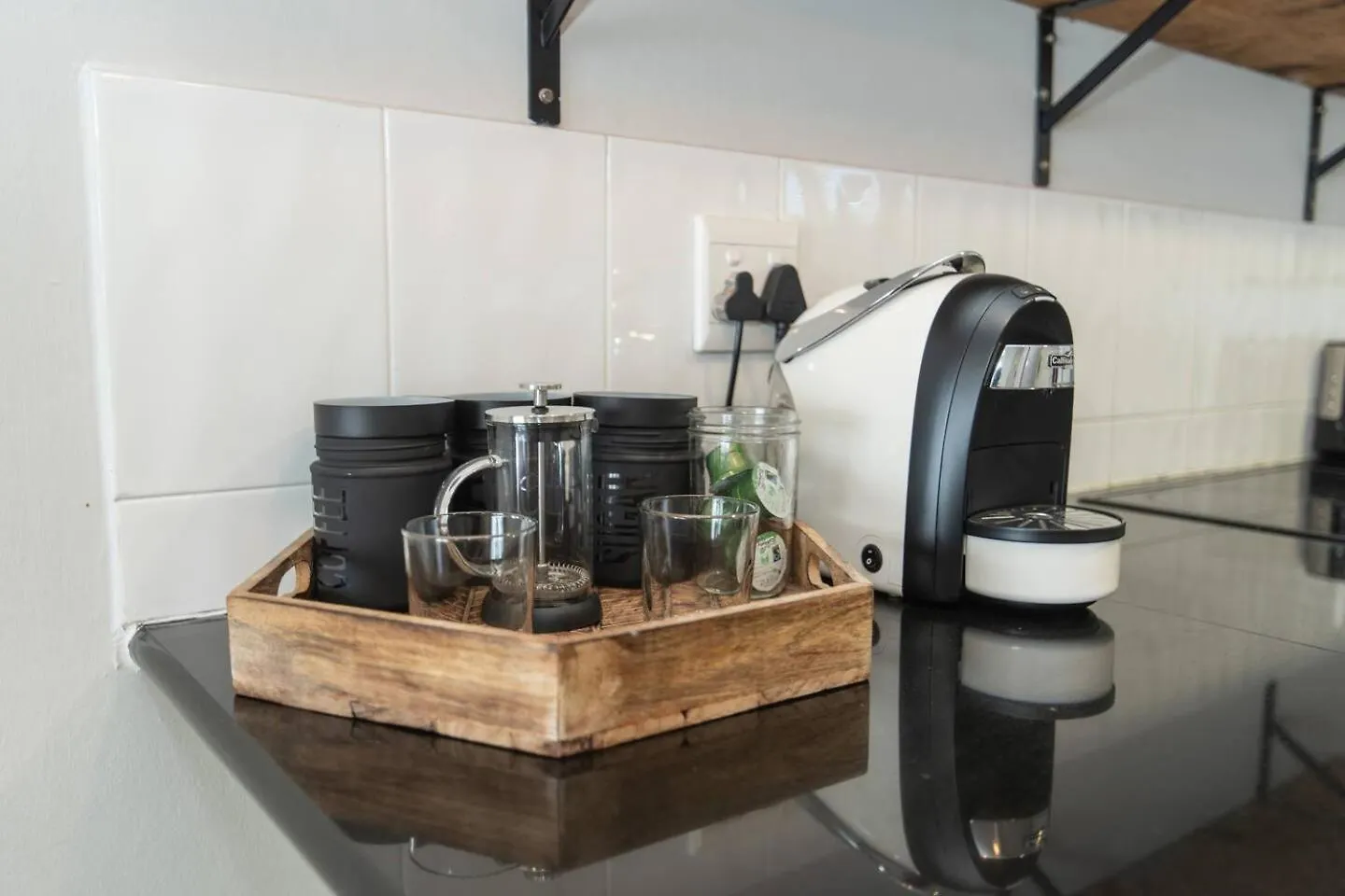 Barefoot Bliss - Summerseas Port Elizabeth Apartment